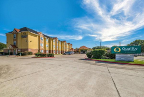  Quality Inn & Suites North Mesquite I-30  Мескито Три